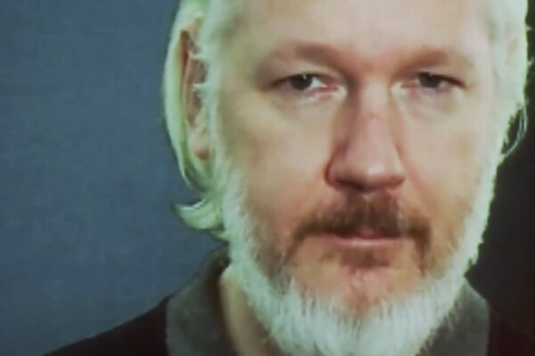 Julian ASSANGE // débat Festival des Libertés 2015