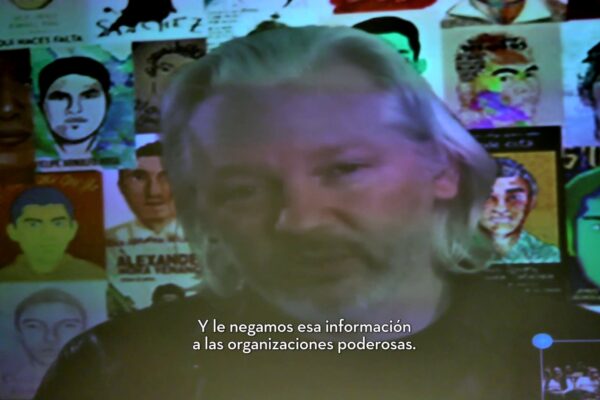 Plática con Julian Assange Ambulante Gira de Documentales 2015