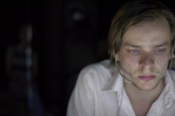 Julian – Trailer
